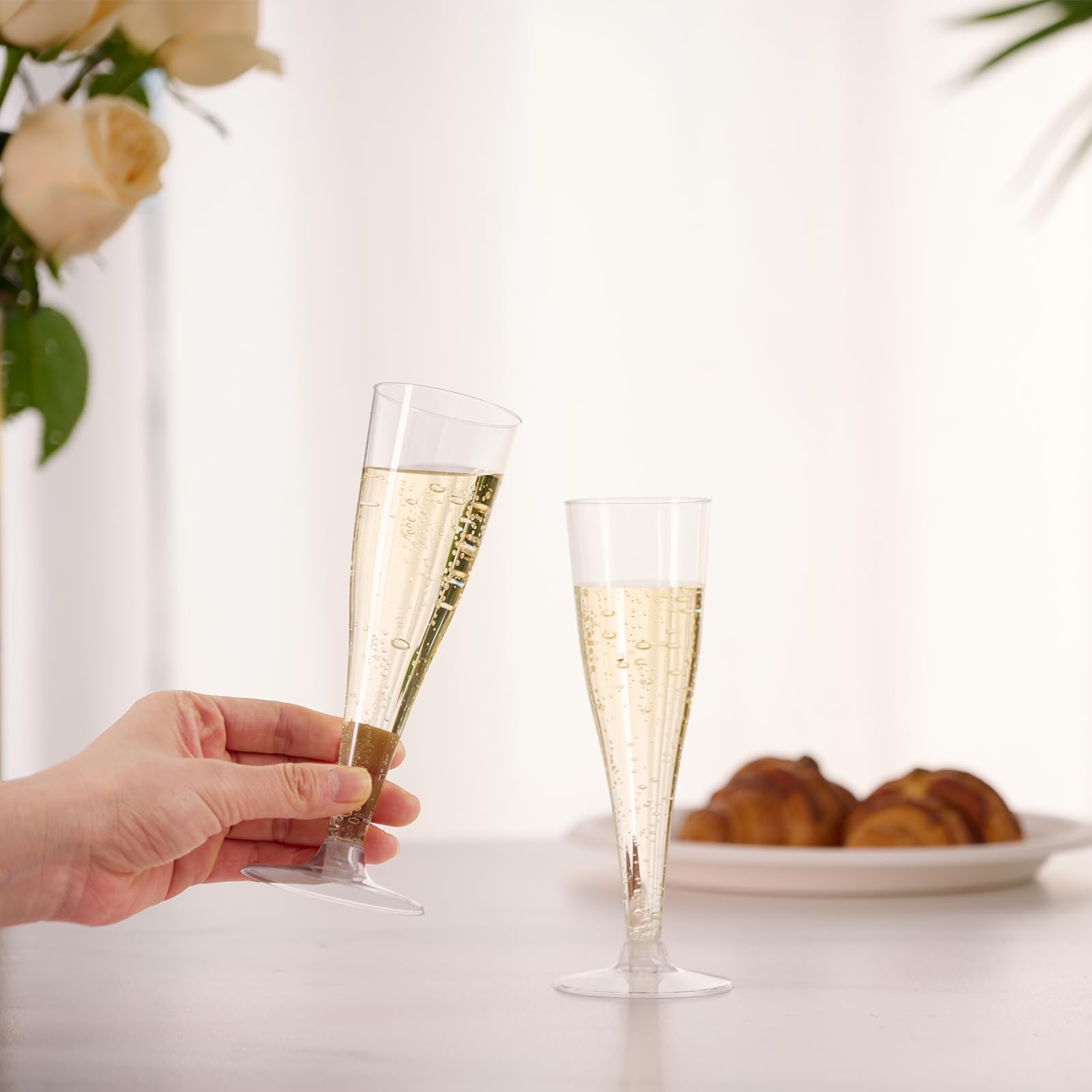 100-Pack 4.5 oz Clear Disposable Champagne Flutes