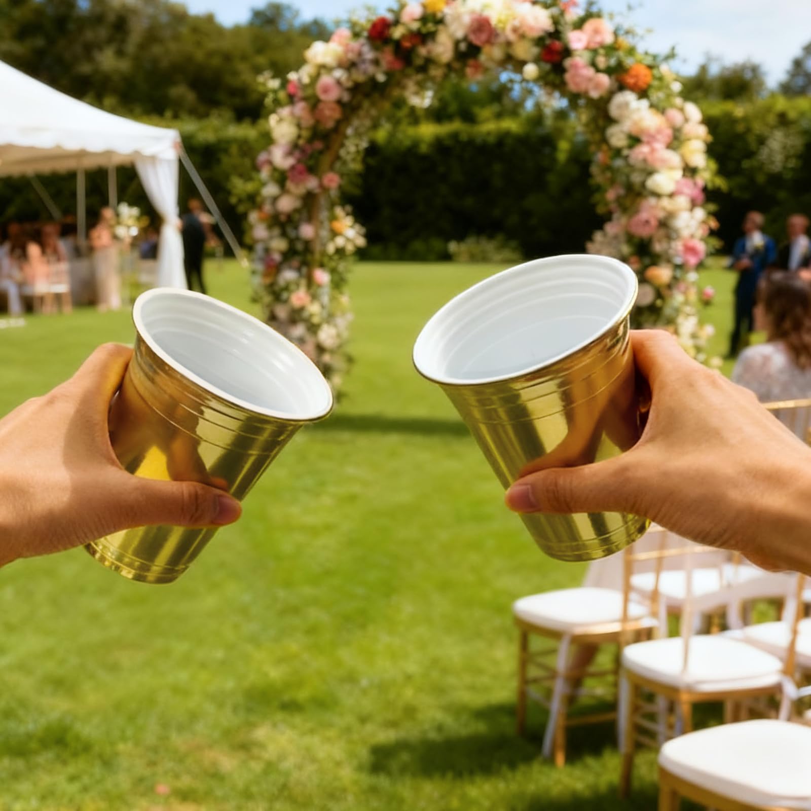 100-Pack 16 oz Gold Metallic Disposable Party Cups